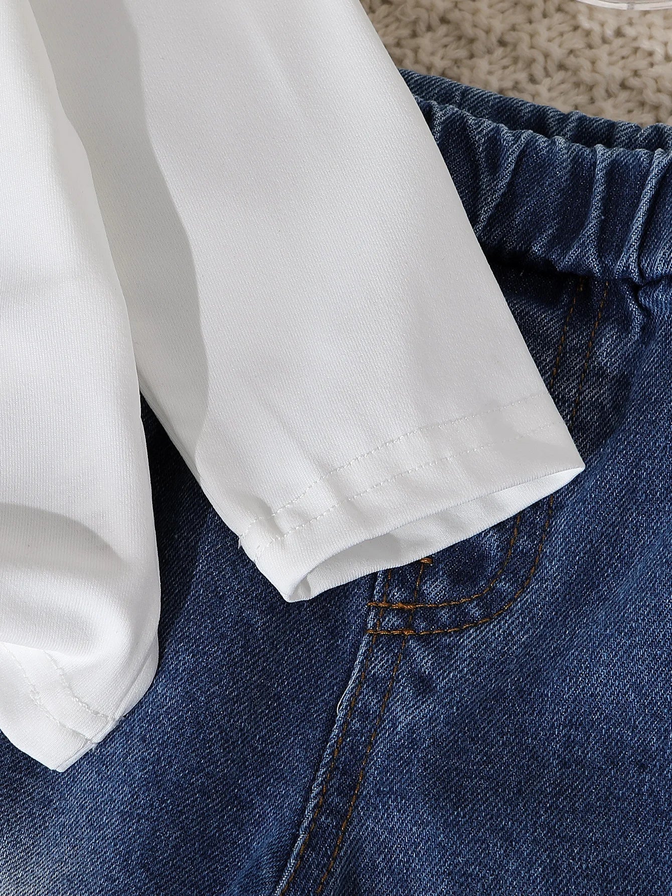كاجوال جديد cross-border بنات طقم قطعتين round neck printed knit توب and دينم bow embroidered jeans with solid pattern