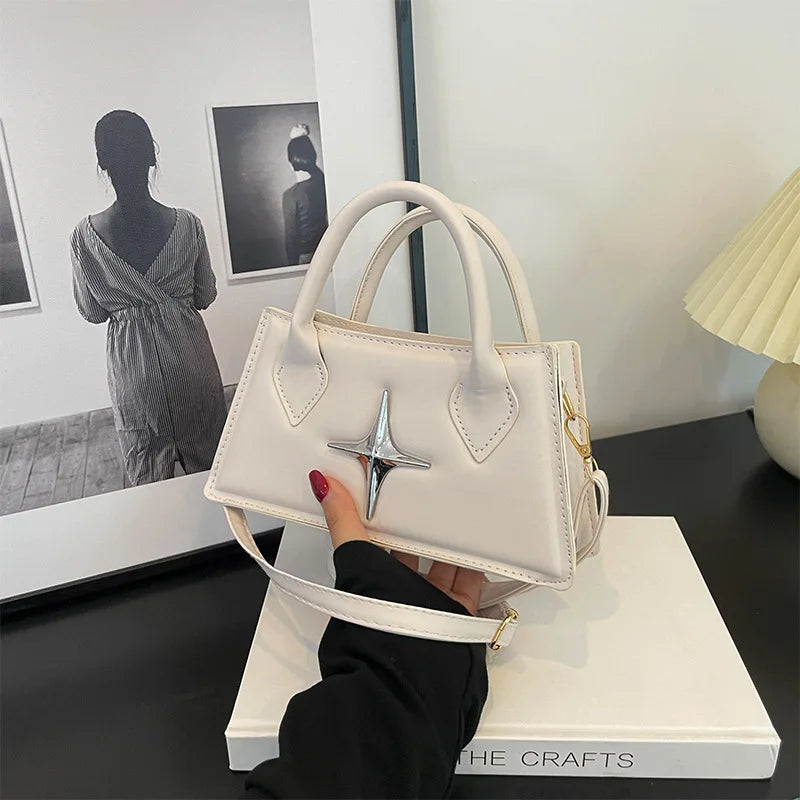 شنطة جلد أنيقة للنساء - Designer Purse Girls Fashion Trends Cust