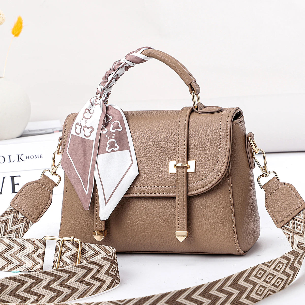 شنطة كروس فاخرة للنساء - Fashion Small Women Mini Shoulder Messen