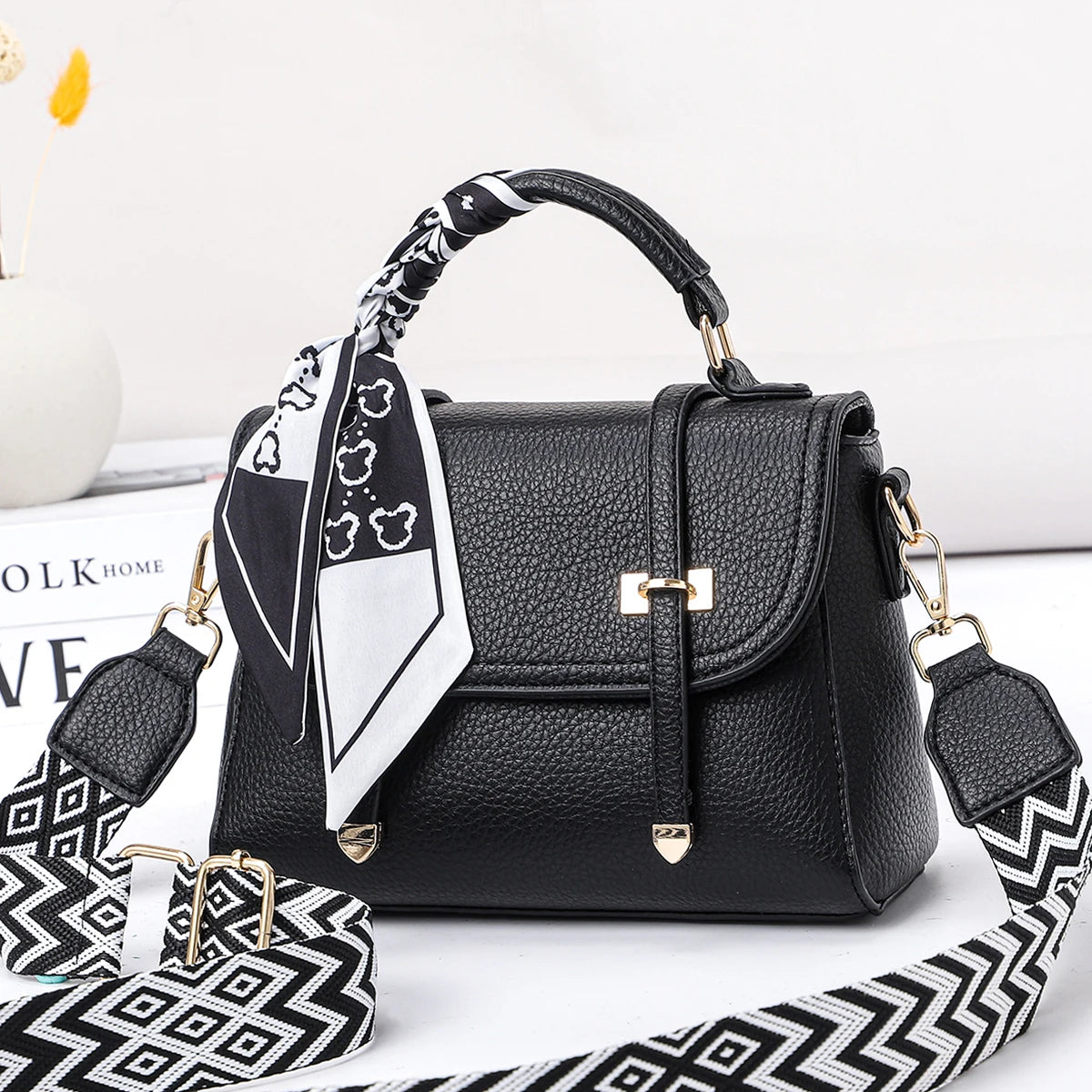 شنطة كروس فاخرة للنساء - Fashion Small Women Mini Shoulder Messen