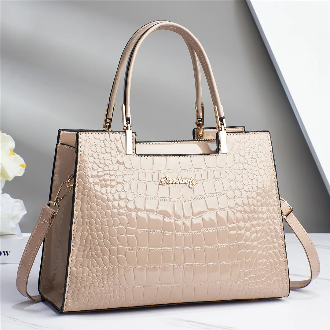 شنطة يد عصرية للنساء - 2025 New Trendy Fashion Hand Bag Female