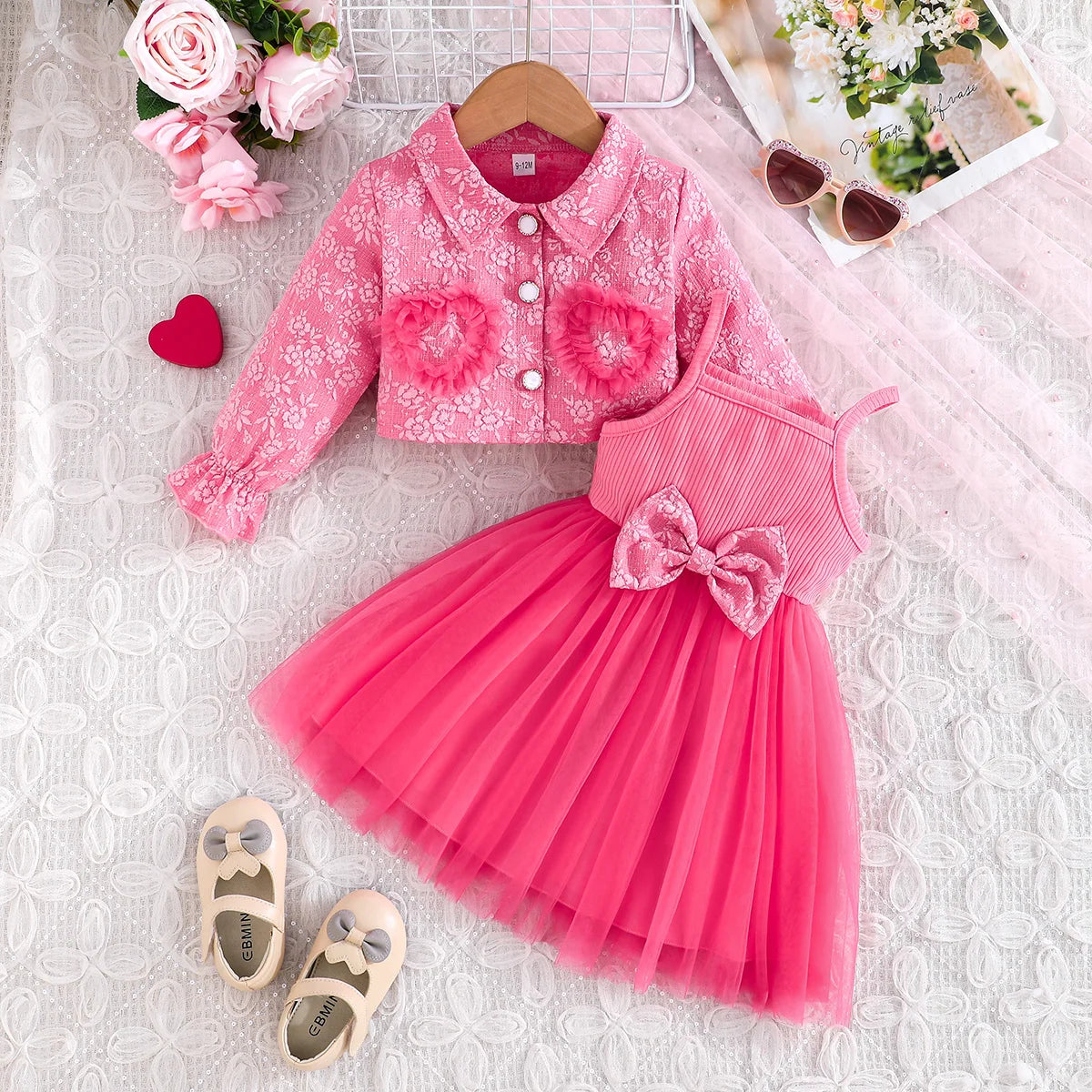 موضة 2025 ربيع وخريف جديد butterfly embroidered أكمام طويلة coat and purple butterfly strap تل فستان طقم قطعتين