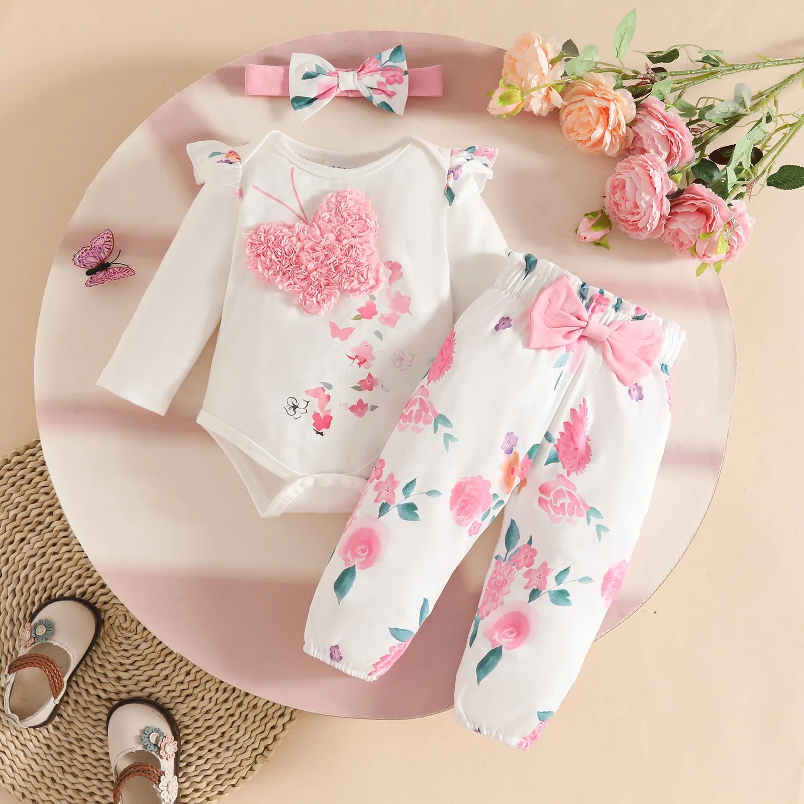 baby بنت 0-1 year old طقم three-dimensional embroidery towel أكمام طويلة baby rompers bow flower trousers 3pcs knitted