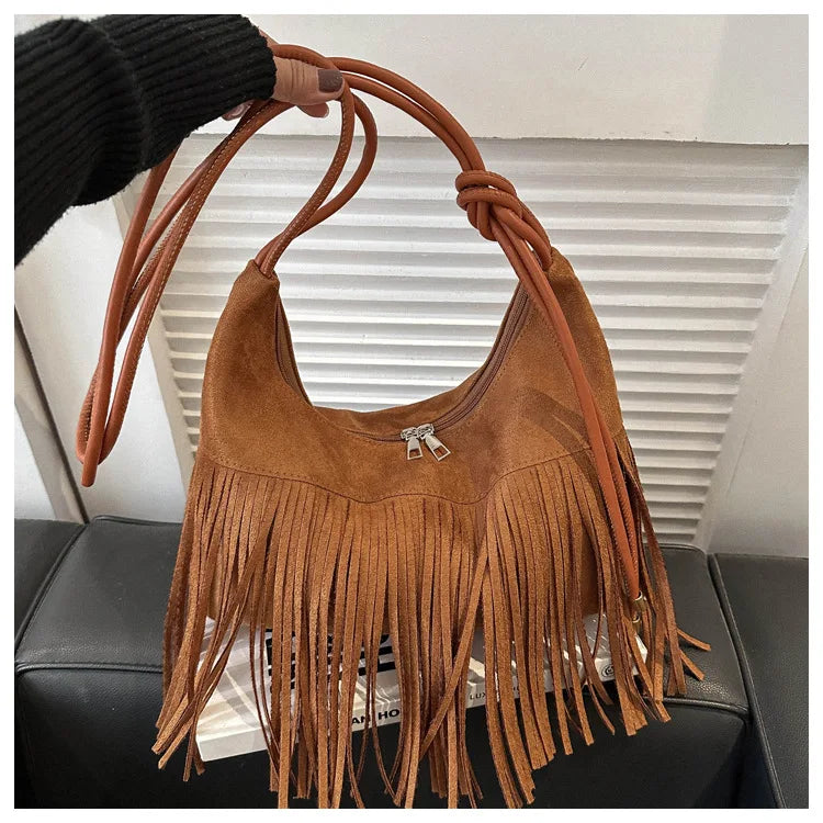 شنطة جلد عملية للنساء - Manufacturers Latest Female Shoulder Bag