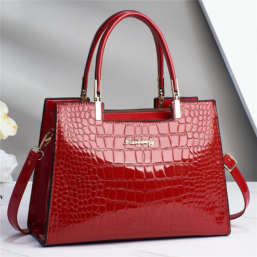 شنطة يد عصرية للنساء - 2025 New Trendy Fashion Hand Bag Female