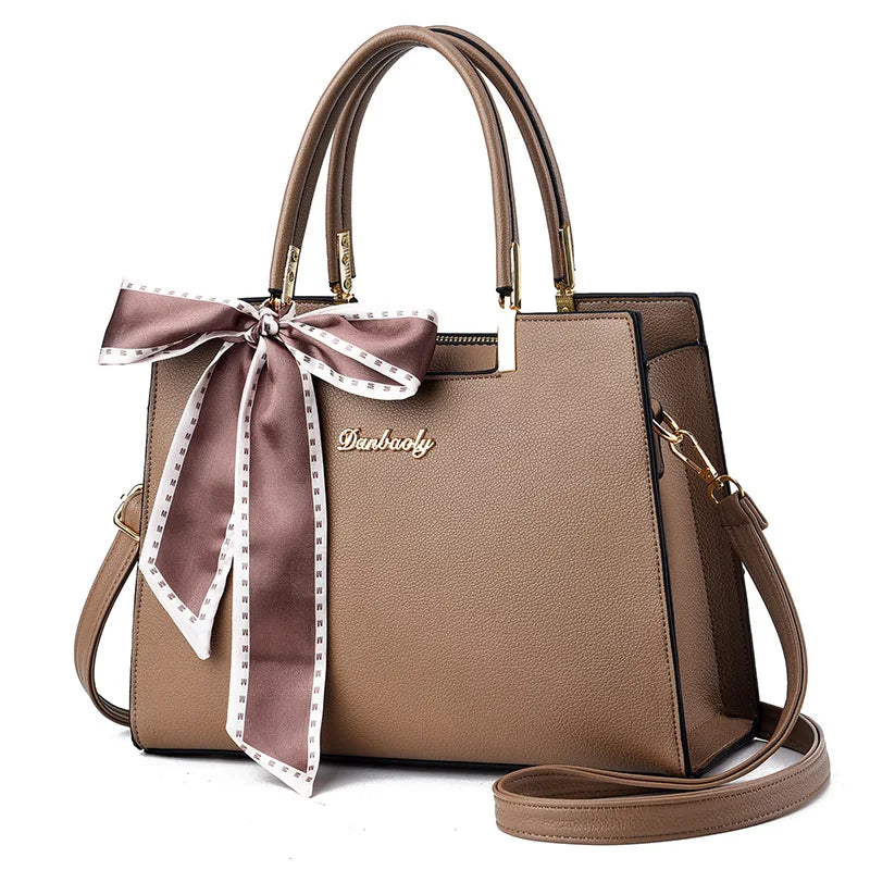 شنطة صغيرة كلاسيك للنساء - Wholesale Summer Ladies Handbags Purse C