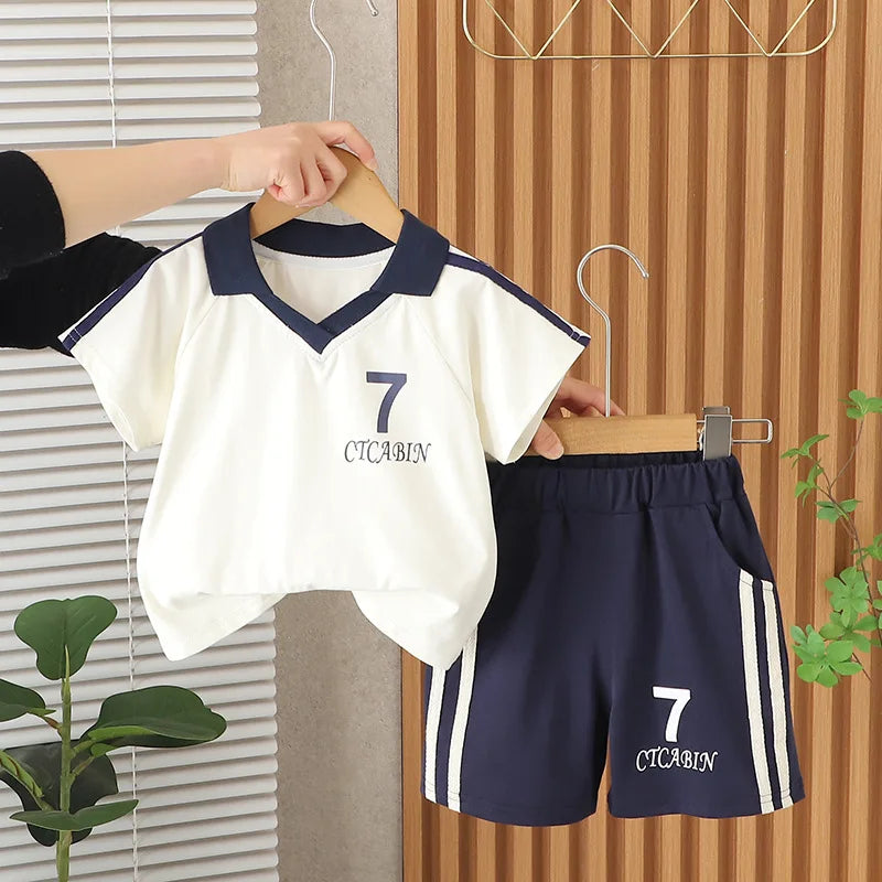 موضة 2025 جديد cool digital lapel أكمام قصيرة بدلة for أطفال handsome baby أولاد' صيف clothes season