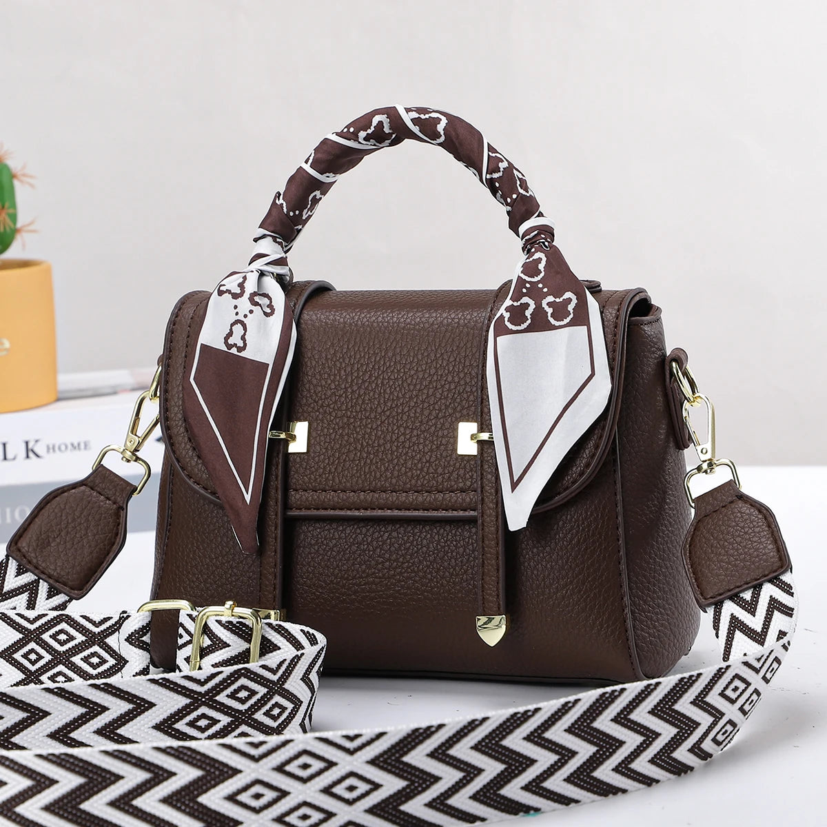 شنطة يد فاخرة للنساء - High Quality Woman Handbag Cheap New Pu