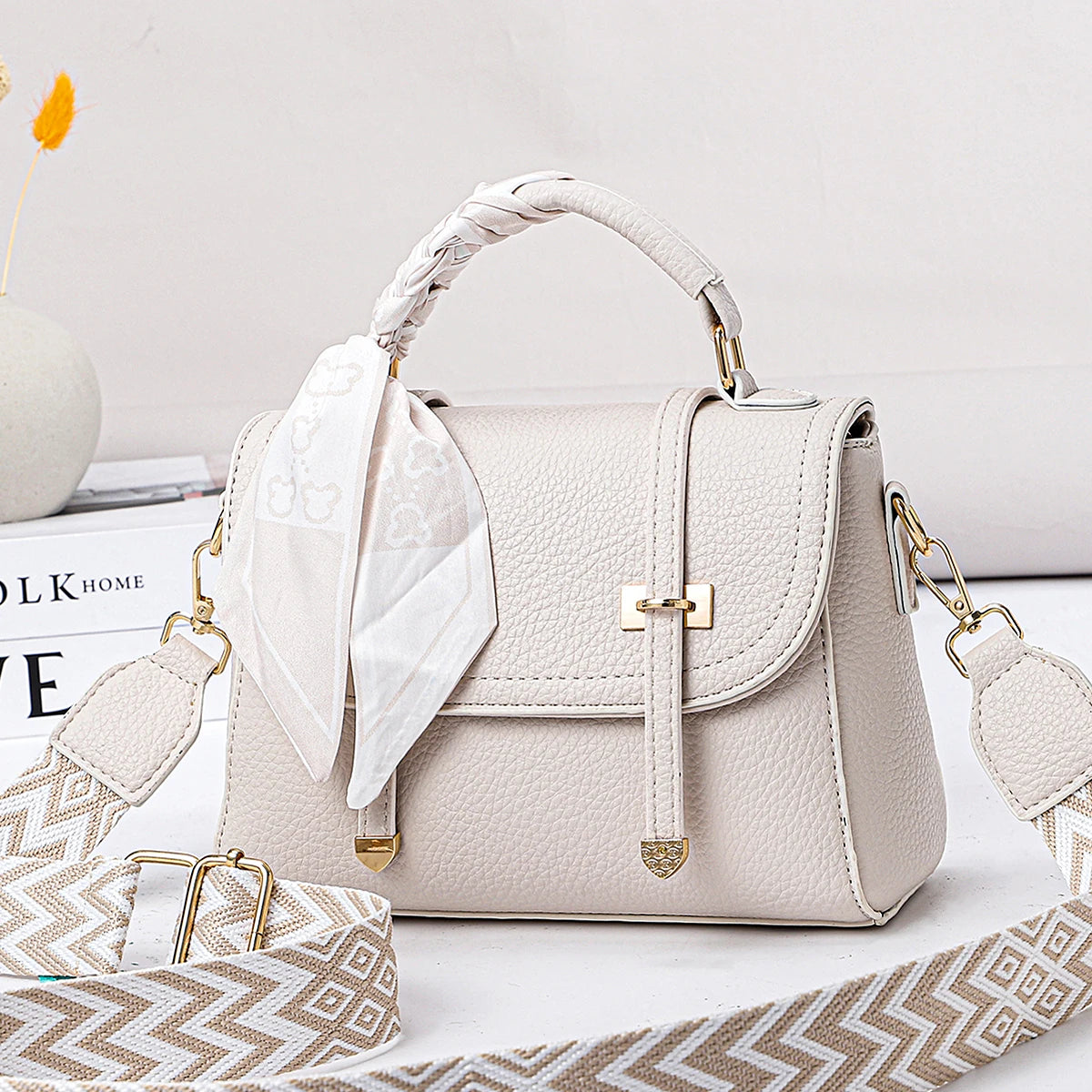 شنطة كروس فاخرة للنساء - Fashion Small Women Mini Shoulder Messen