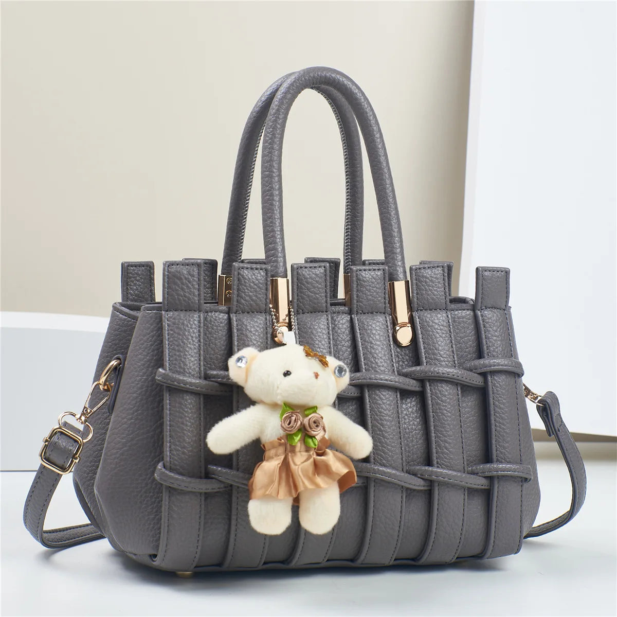 شنطة كروس كلاسيك للنساء - 2025 Luxury Top Branded Ladies Hand Bags