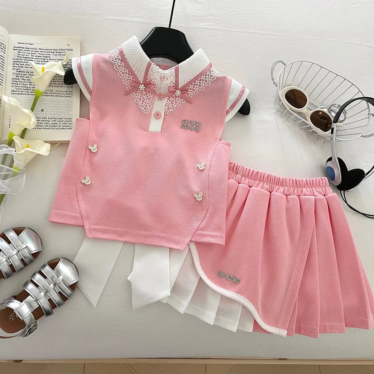 موضة 2025 preppy ستايل صيف بنات' outfit طقم high quality cotton floral lace فيست توب and جيب with bow جديد floral pattern