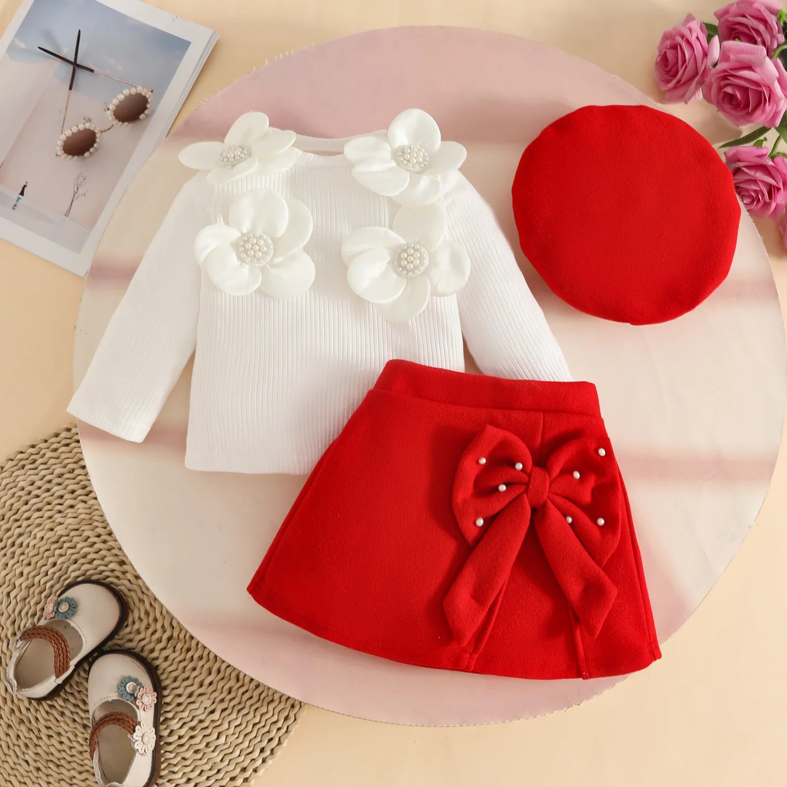 موضة 2025 جديد بنات خريف شتاء clothing طقم embroidered أكمام طويلةd توب half جيب beret nail beads butterfly ربطة made thick