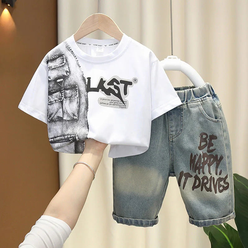 موضة 2025 جديد children's قصير-sleeved clothes for babies in صيف خفيف طقم قطعتين