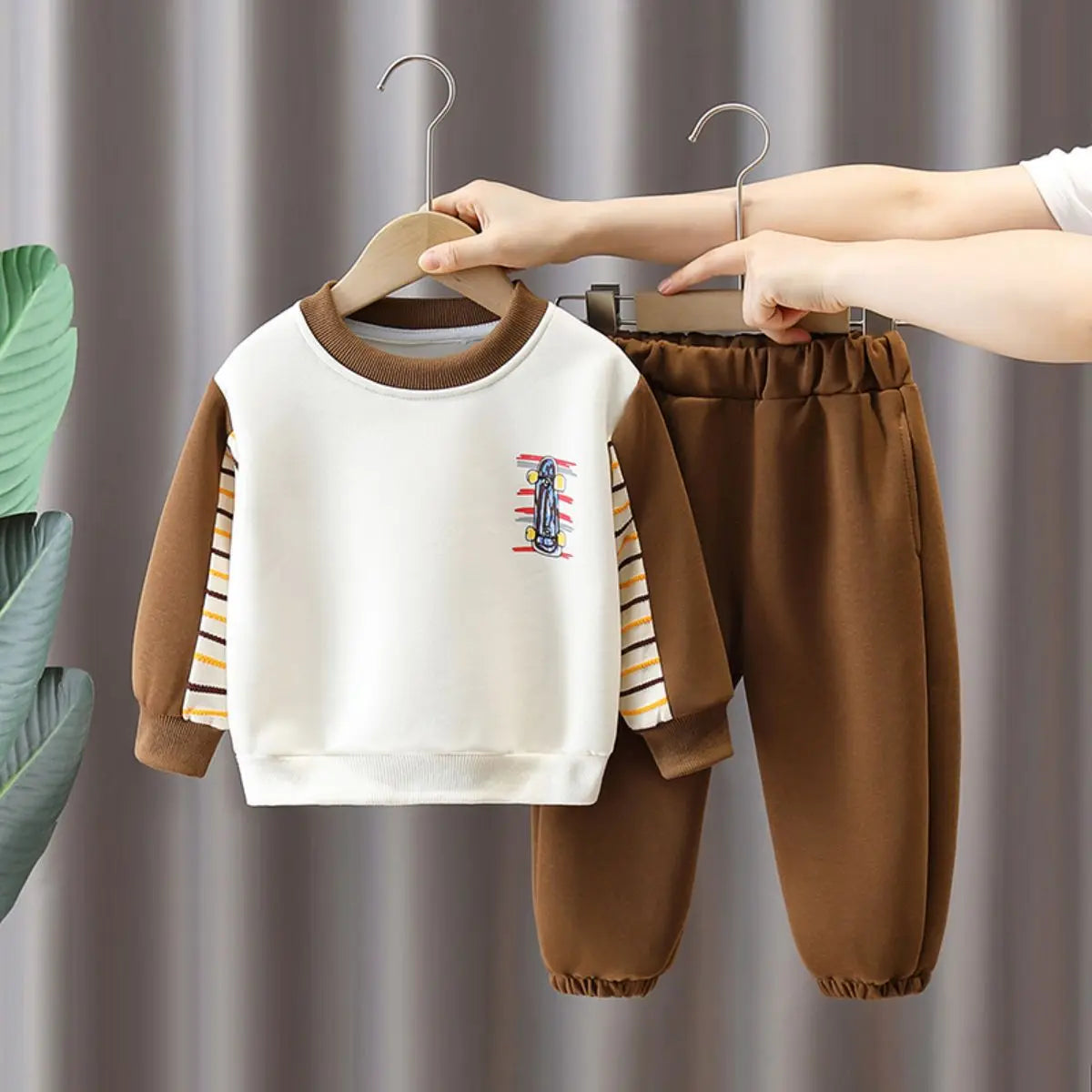 جديد أولاد baby children's clothing ربيع وخريف طقم قطعتين أكمام طويلة cartoon design for أطفال' clothes