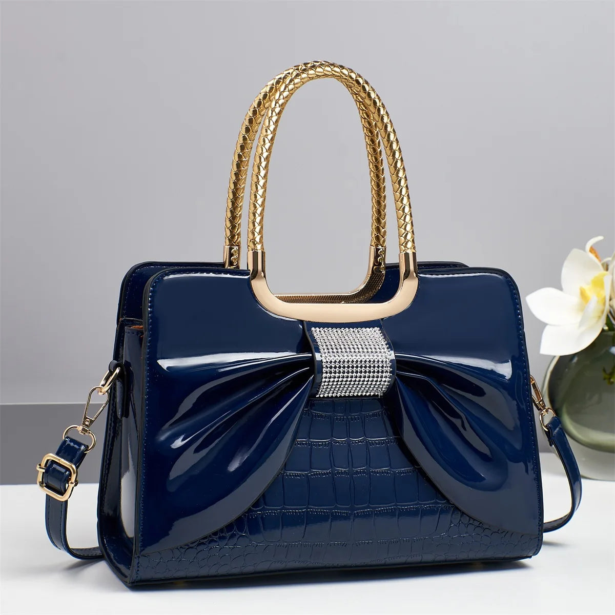 شنطة نسائية كلاسيك للنساء - 2025 Wholesale Pu Leather Glossy Women B