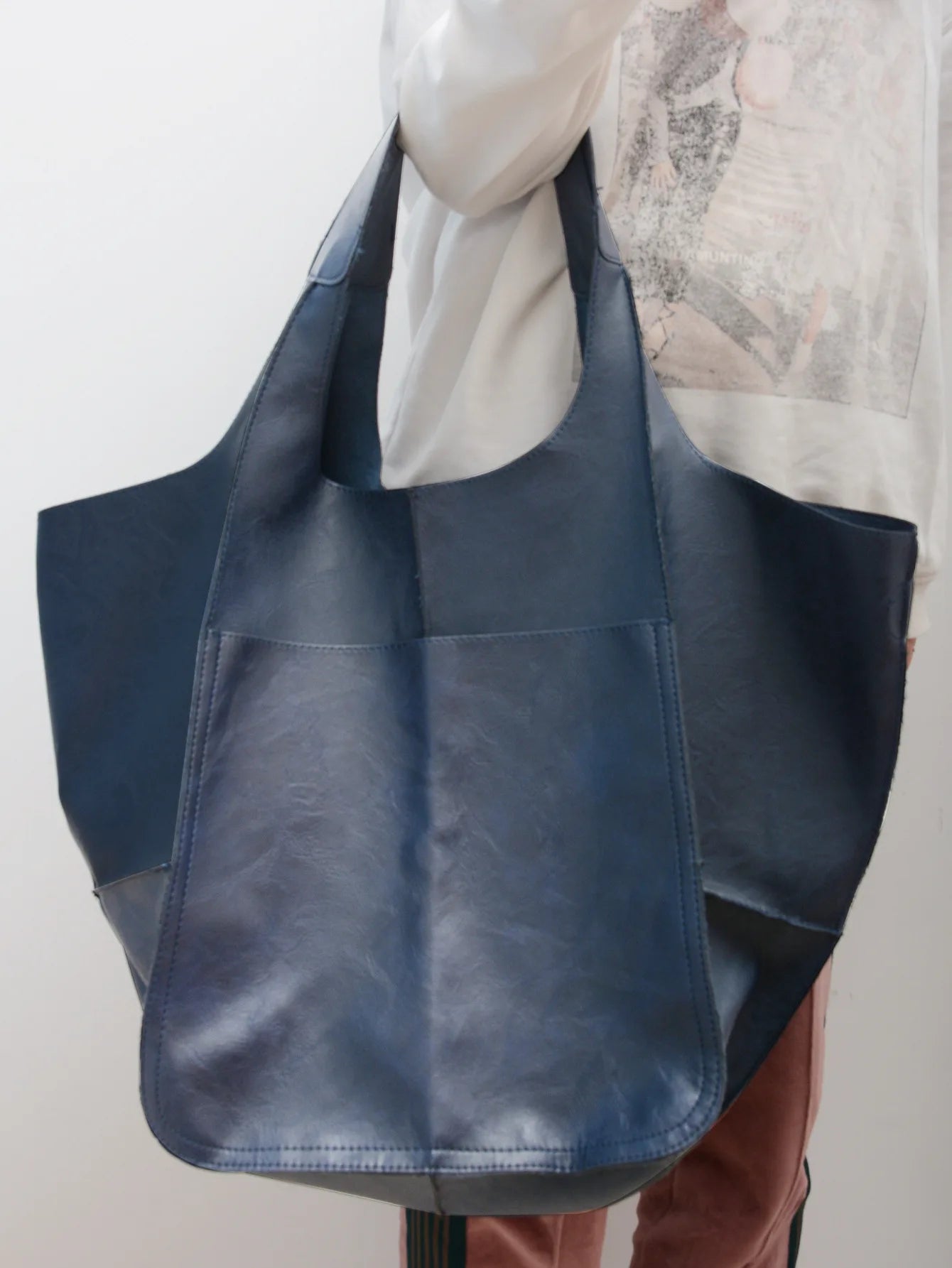 شنطة جلد فاخرة للنساء - Classic Retro Women's Bags Simple Casual