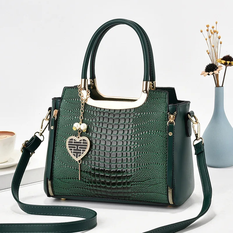 شنطة كروس ترند للنساء - 2023 New Model Ladies Shoulder Bags and