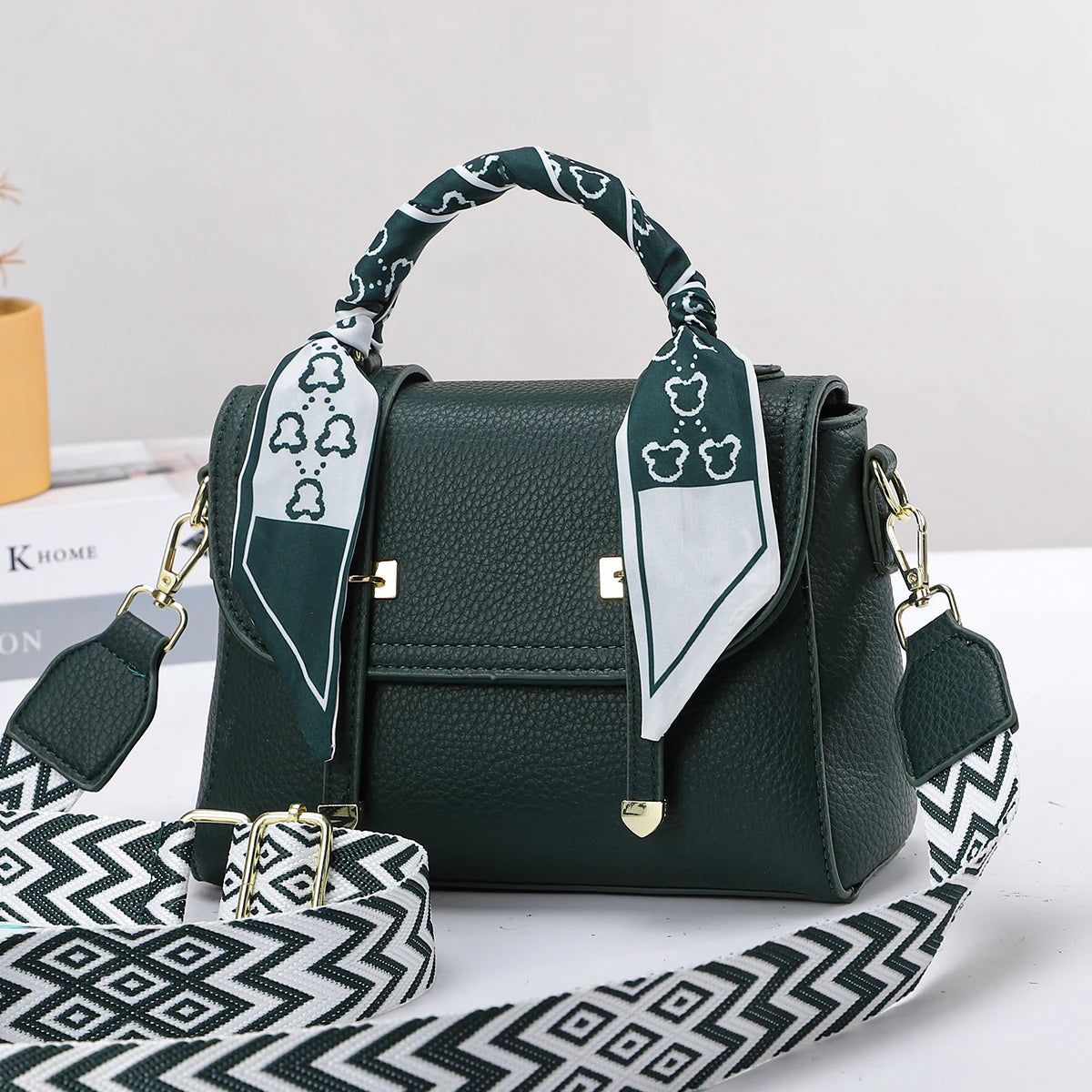 شنطة يد فاخرة للنساء - High Quality Woman Handbag Cheap New Pu