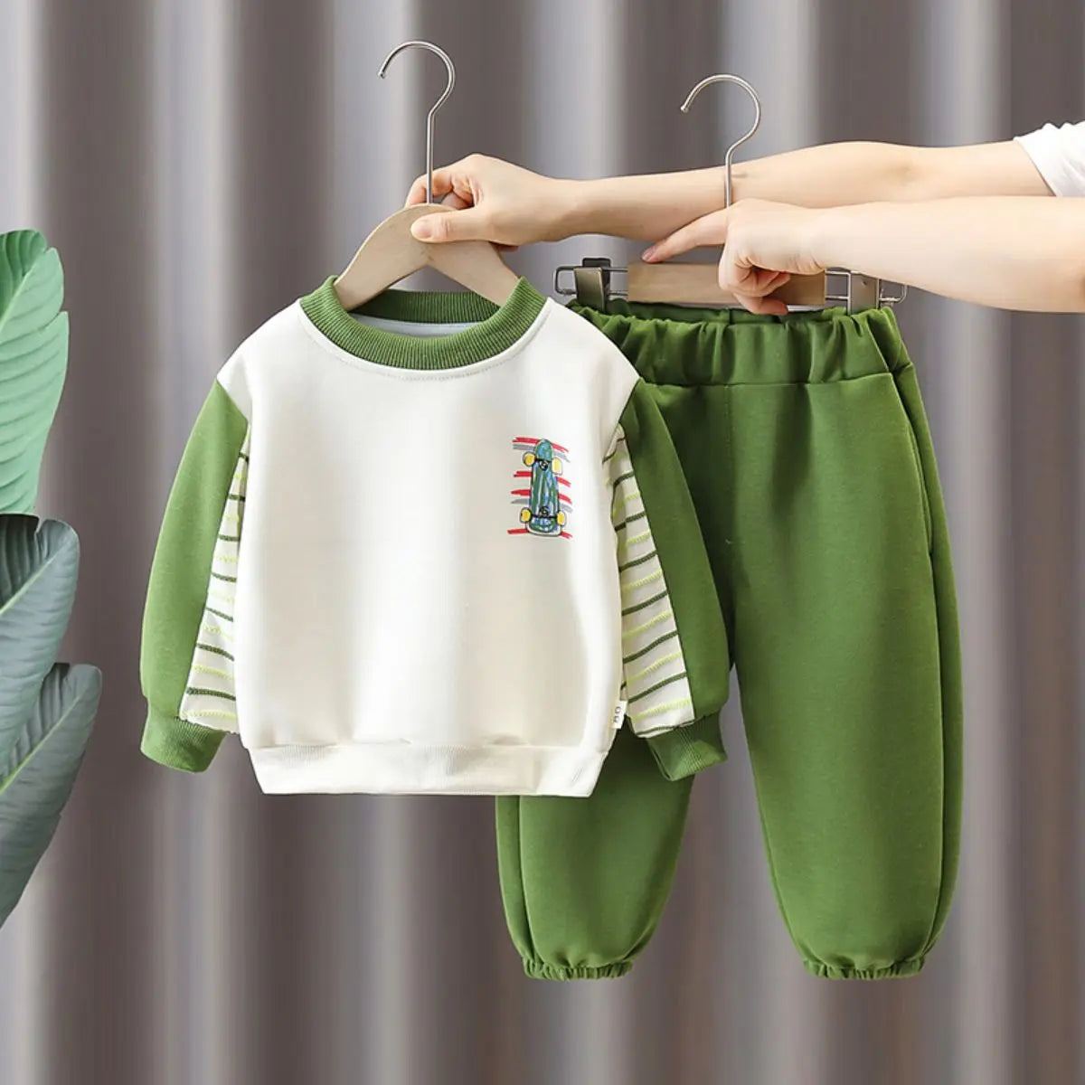 جديد أولاد baby children's clothing ربيع وخريف طقم قطعتين أكمام طويلة cartoon design for أطفال' clothes
