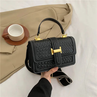شنطة جلد كلاسيك للنساء - Newest Fashion Mini Crossbody Shoulder B