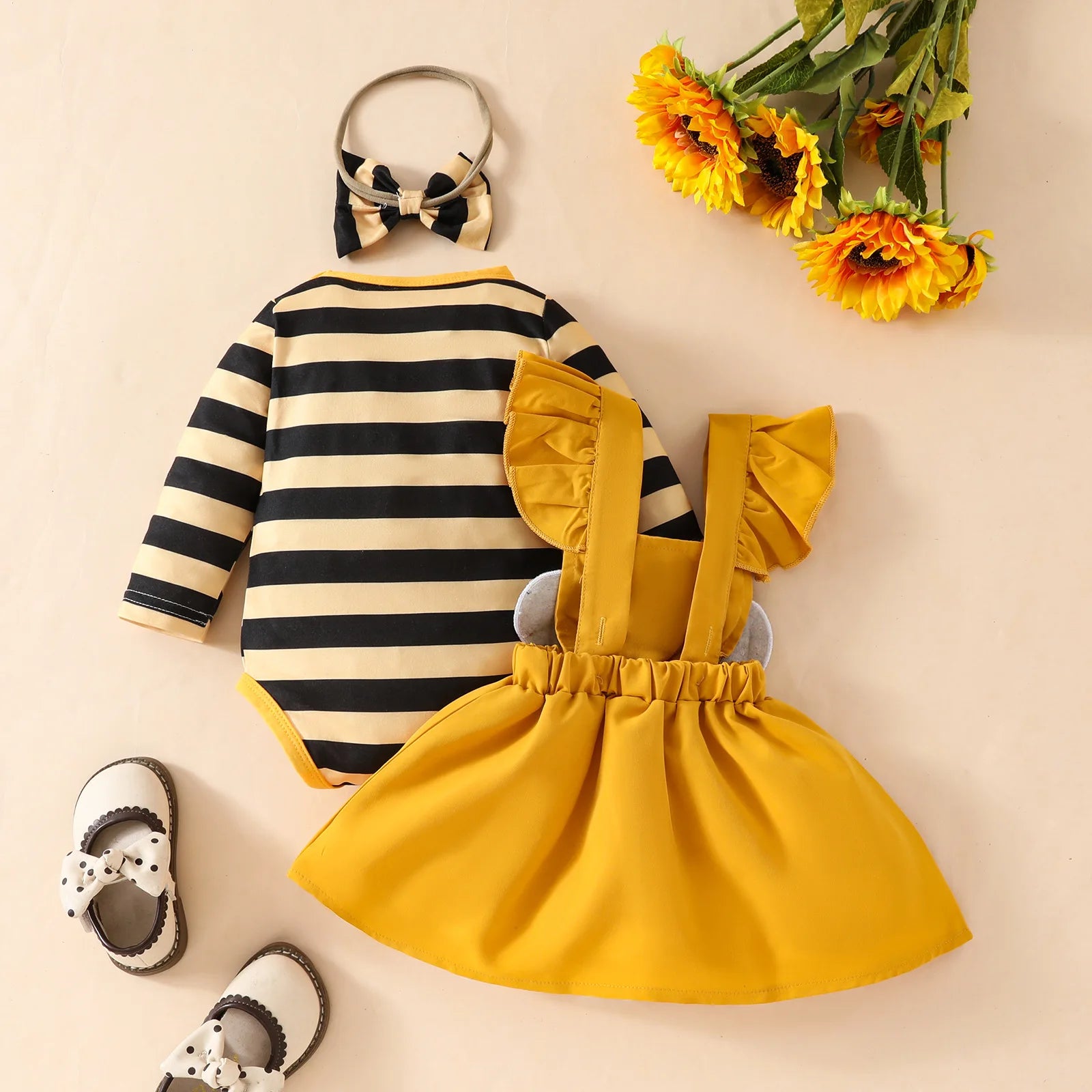 جيب طقم cute little bee stripe embroidered zhang zi back أكمام طويلة triangle coat 3pcs cotton fabric for صيف