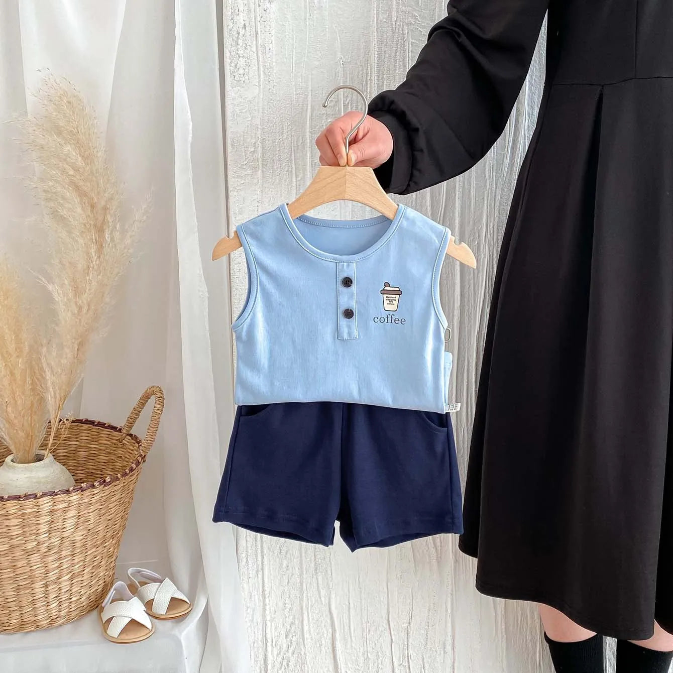 صيف fashion فيست جديد طقم baby بدون أكمام t-shirt shorts split كاجوال طقم قطعتين