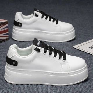 سنيكر رجالي - أبيض – تهوية مريحة