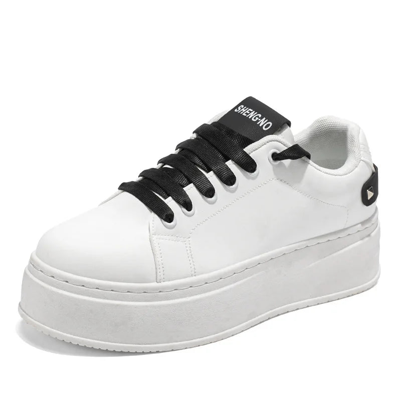 سنيكر رجالي - أبيض – تهوية مريحة