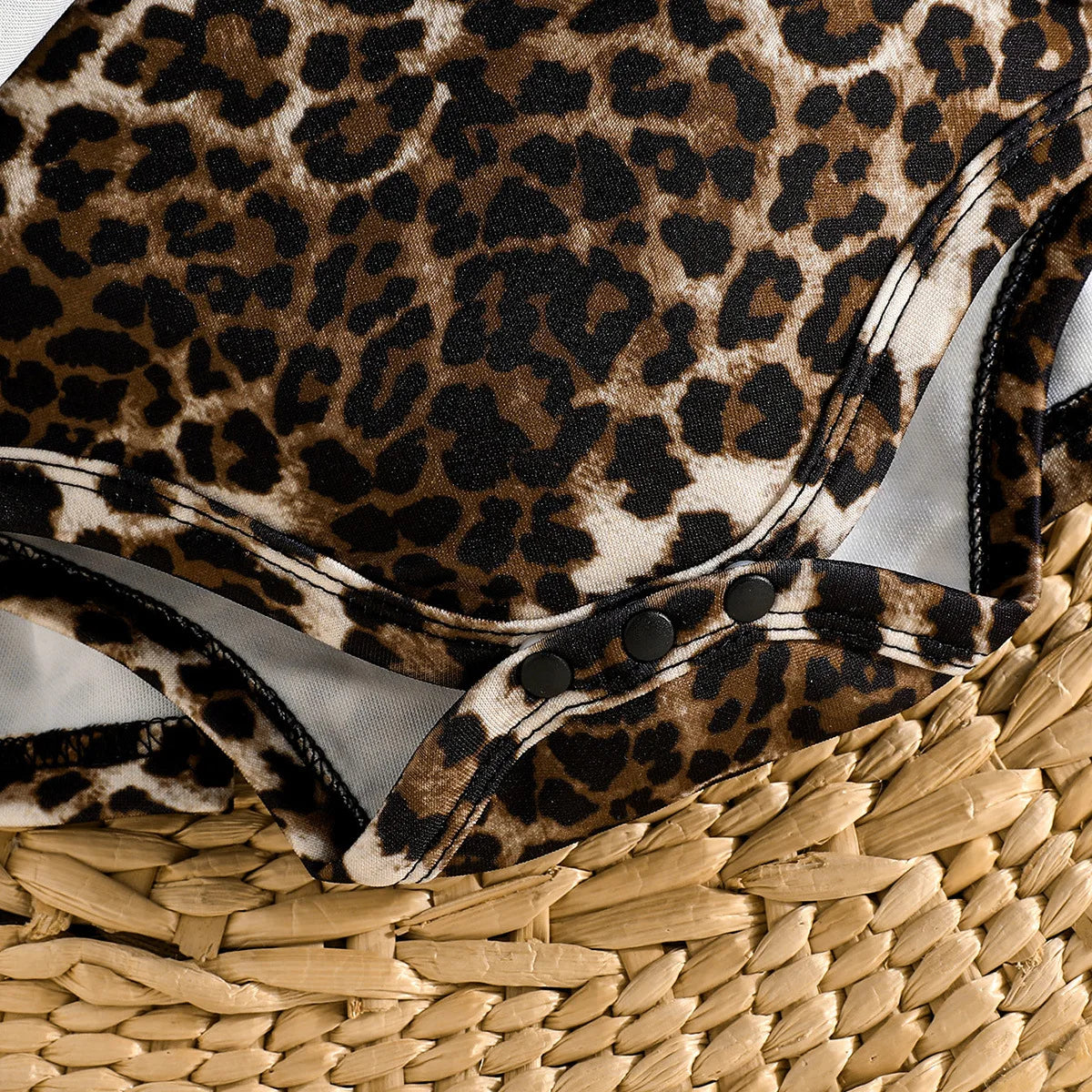 sweet and lovely baby بنت ربيع وخريف جمبسوت with triangle hat leopard print cotton clothing طقم fashion ستايل